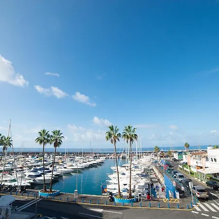 Club Atlantis Апартаменти *