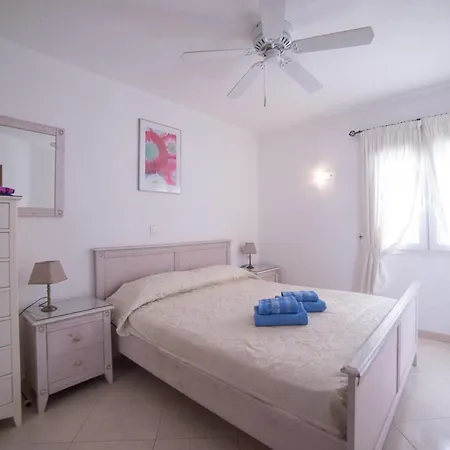 Club Atlantis Appartamento *